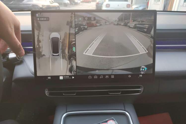 TDK.VehicleDetails.img