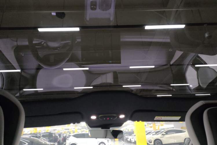 Used  SU7 2024 Rear-Drive Long-Range Intelligent Driving Version