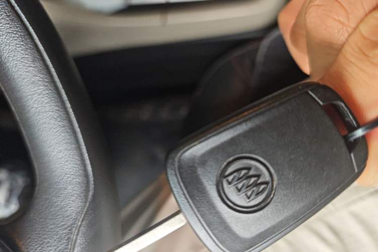 Used Buick GT 2015 15N Automatic Elite Version
