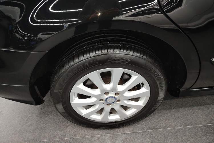 Used Mercedes-Benz R-Class 2017 R 320 4MATIC Business Edition Prestige Model