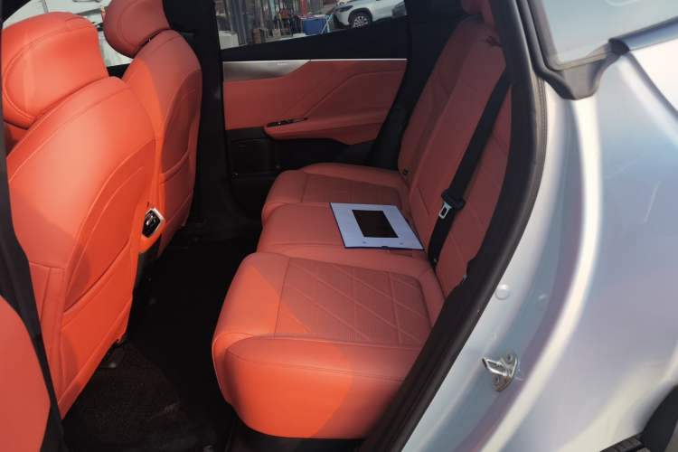 Used  S05 2024 510 Plus Pure Electric Version
