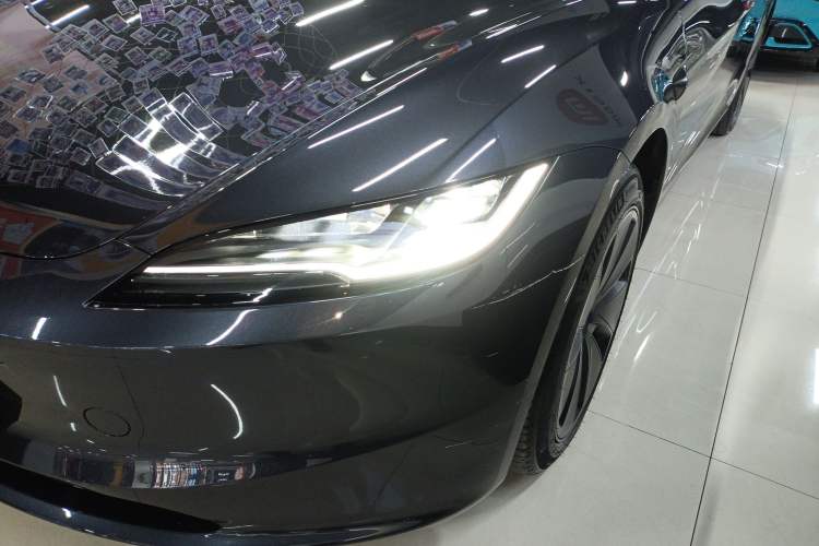 Used Tesla Model 3 2023 Rear-Wheel-Drive Version
