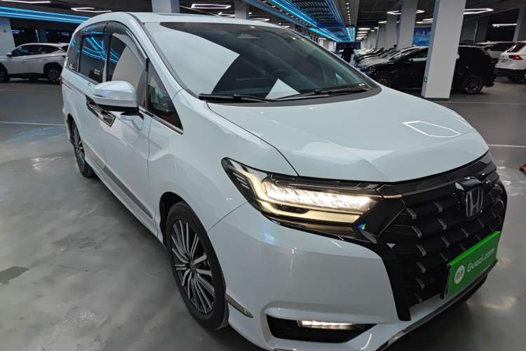 Used Honda Elysion 2024 2.0L eHEV Luxury Edition
