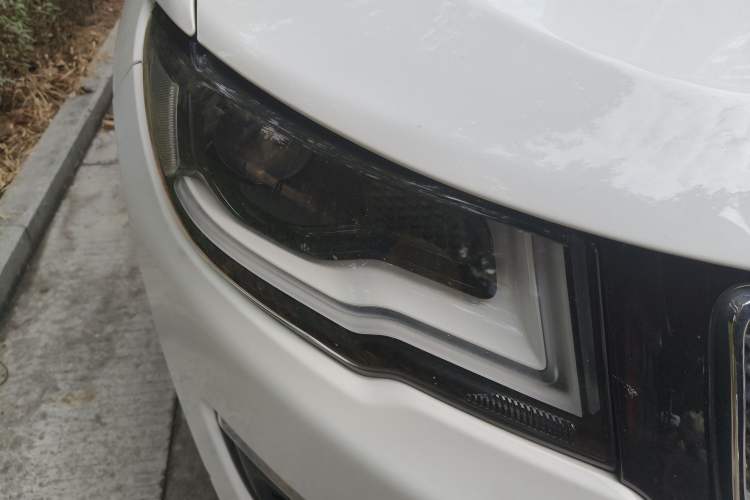 Used  Compass 2017 200T Automatic Family Edition
