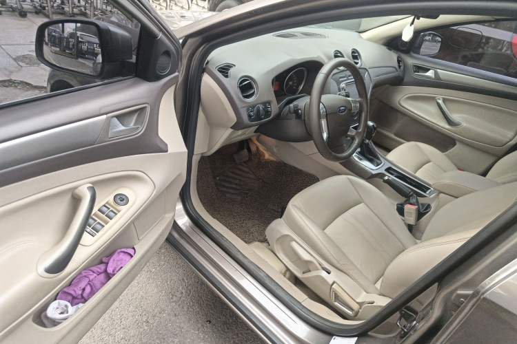 Used Ford Mondeo 2013 2.3L Fashion Edition
