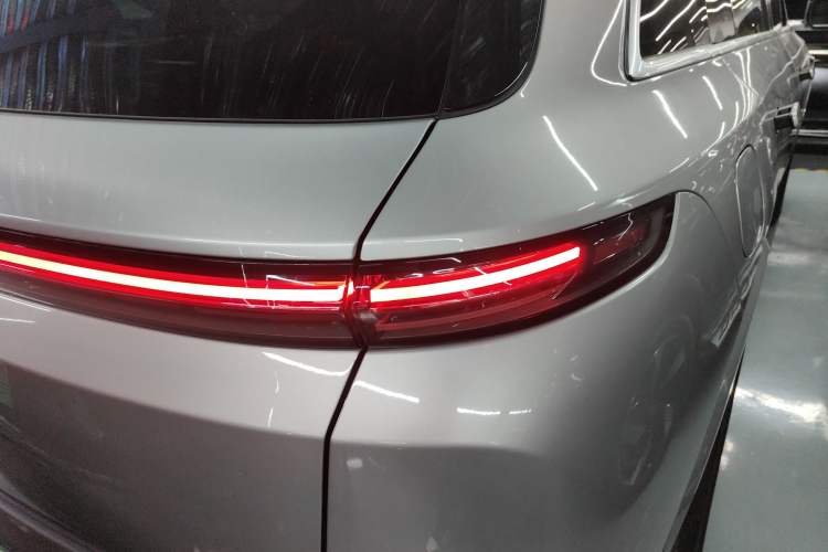 Used Li Auto L7 2023 Air model
