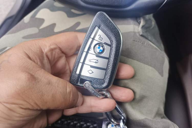 Used BMW 5 Series 2019 530Li Luxury Edition Premium Package
