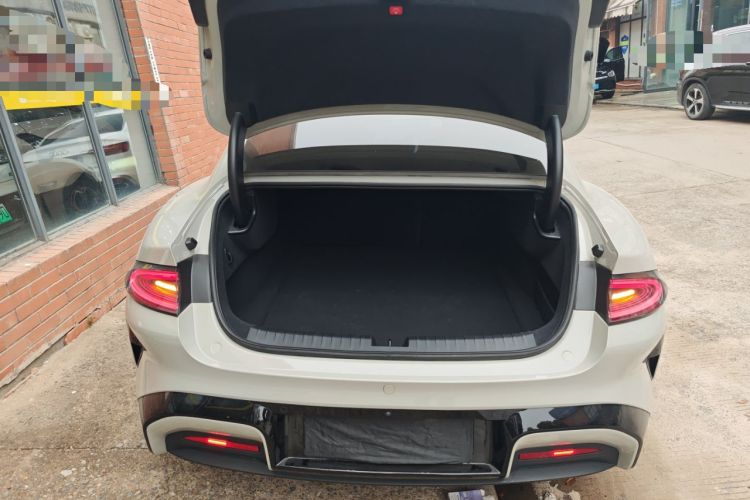 Used  SU7 2024 Rear-Drive Ultra-Long Range Advanced Pro-Level Intelligent Driving Version