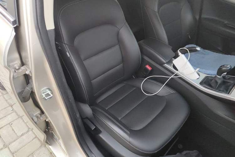 Used Geely Auto Emgrand GL 2017 1.8L Manual Elite Model
