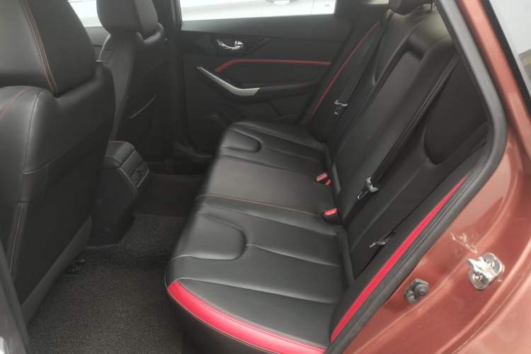 Used Venucia D60 2018 1.6L CVT Smart Connect Elite Edition
