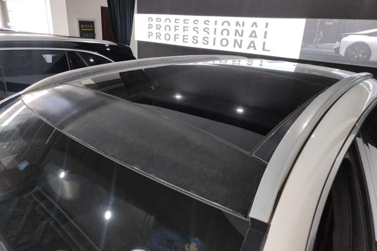 Used Mercedes-Benz GLC 2018 GLC 200 4MATIC
