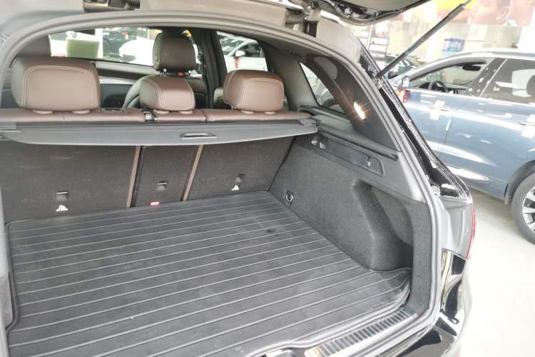 Used Mercedes-Benz GLC 2022 Refreshed GLC 300 L 4MATIC Dynamic Edition Prestige Version
