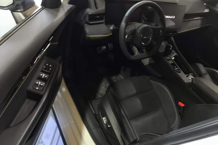 Used Lynk & Co 03 2023 1.5TD DCT JingPro