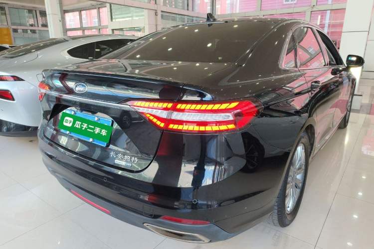 Used Ford Taurus 2019 EcoBoost 245 Comfort Edition
