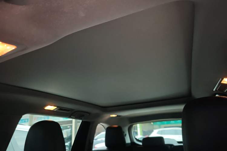 Used Toyota Highlander 2018 2.0T Four-Wheel Drive Luxury Version 7 Seats China VI Standard
