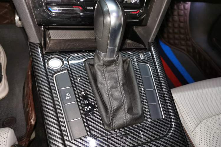 Used Volkswagen Magotan 2023 2 Million Units Commemorative Edition 330TSI DSG Luxury Version
