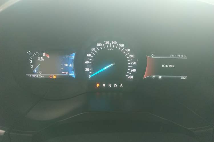 Used Ford Edge 2016 EcoBoost 245 Two-Wheel-Drive Titanium 7-Seater
