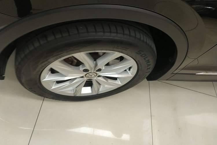 Used Volkswagen Tiguan 2018 330TSI All-Wheel-Drive Innovation Model
