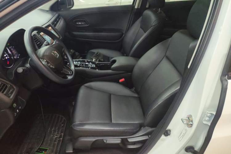 Used Honda Vezel 2020 220 TURBO CVT Luxury Edition
