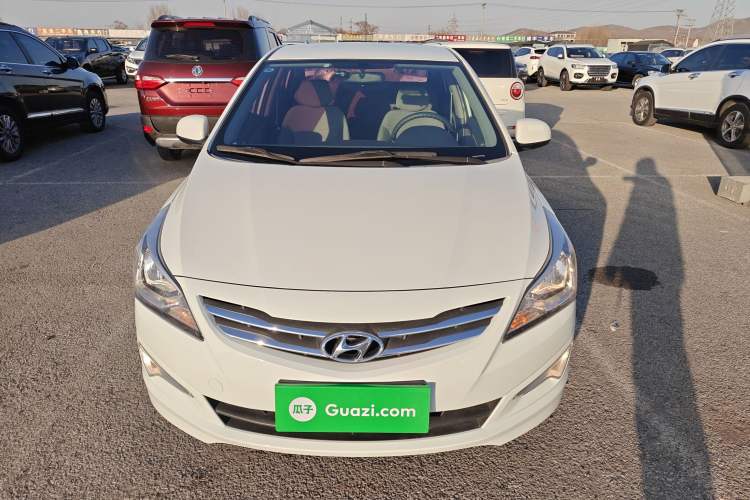 Used Hyundai Verna 2016 1.4L Manual Smart GLS Trim