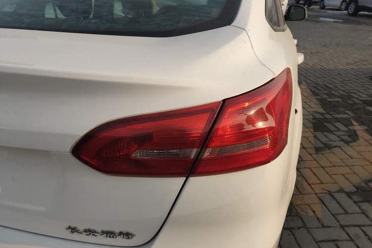 Used Ford Focus 2015 Sedan 1.6L Automatic Trend Model
