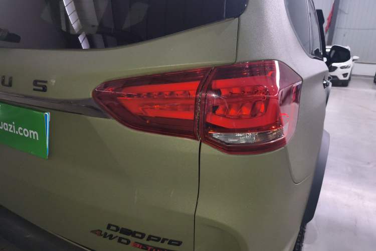 Used SAIC MAXUS D90 Pro 2022 Facelift 2.0T Diesel 4x4 Amazon Edition 7-Seater
