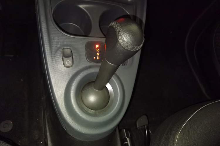 Used  fortwo 2017 1.0L 52kW New Sound Special Edition China V Emission Standard
