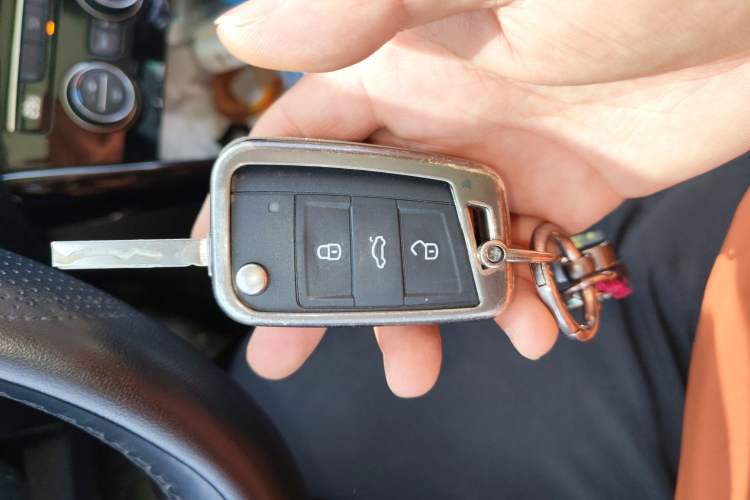 Used Volkswagen Tayron 2019 330TSI Two-Wheel Drive Luxury Model China VI Standard