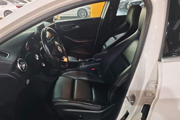 Used Mercedes-Benz GLA 2016 GLA 200 Fashion Model