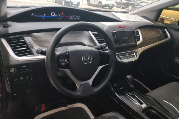 Used Honda Jade 2017 1.8L automatic Comfort version 5 seats