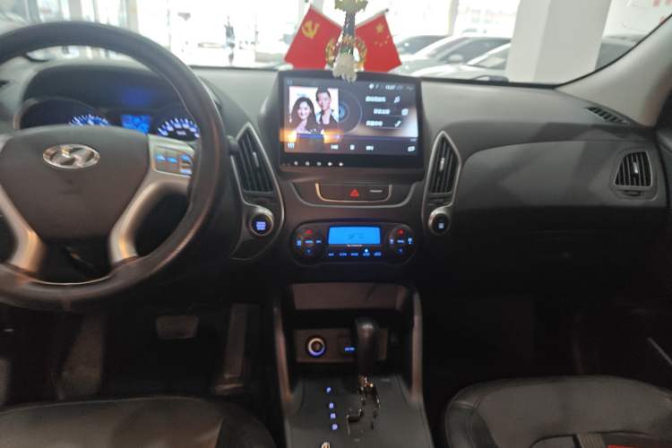 Used Hyundai ix35 2015 2.0L Automatic 2WD Smart Version China V Standard
