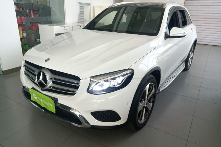Used Mercedes-Benz GLC 2016 GLC 260 4MATIC Luxury Model
