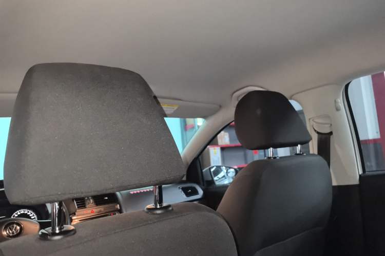 Used Volkswagen Polo 2016 1.4L Manual Fashion Model
