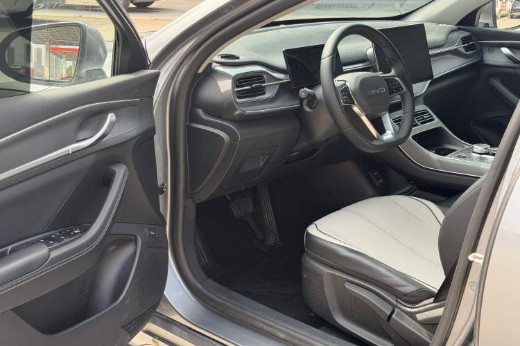 Used BYD Destroyer 05 2024 HONOR Edition DM-i 55KM Luxury Model
