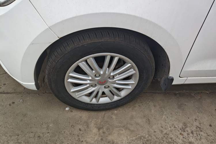 Used Wuling Hongguang 2015 1.5L S1 Standard China V-Emission Standards
