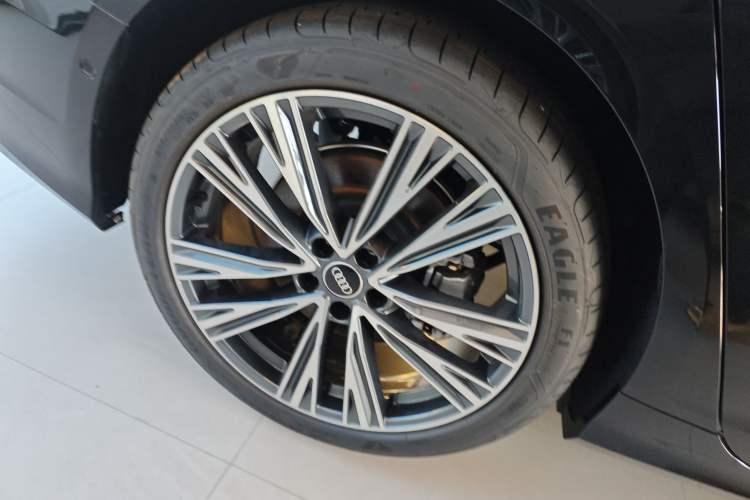 Used Audi A6L 2025 Restyled 45 TFSI quattro Prestige Dynamic Edition
