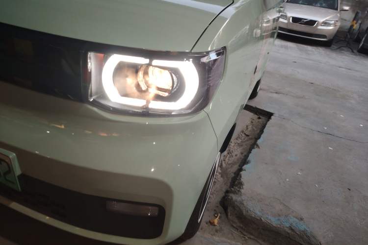 Used Wuling Hongguang MINIEV 2021 Macaron Fashion Model Lithium Iron Phosphate