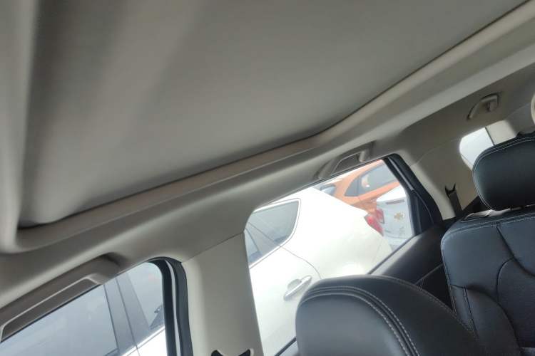 Used Dongfeng Fengon S560 2019 1.8L CVT Comfort Edition
