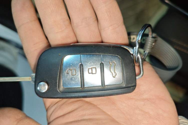 Used Geely Auto Vision X1 2017 1.3L Automatic Fun Edition
