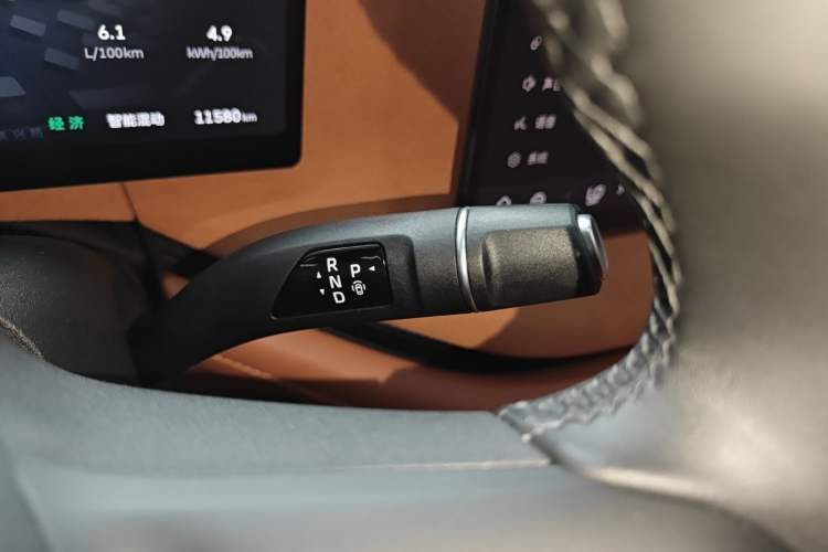 Used Wey Lanshan 2025 Four-Wheel Drive Ultra