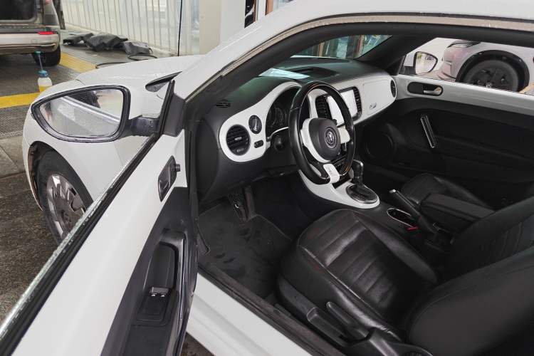 Used Volkswagen Beetle 2018 180TSI Yile Model
