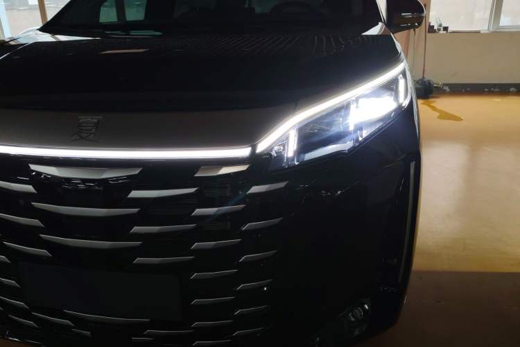 Used BYD Xia 2026 DM-i 1.5T 218KM Transcendence Edition