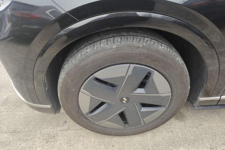 Used ONVO Luxeed L90 2025 Model—Pro Seven-Seater Version