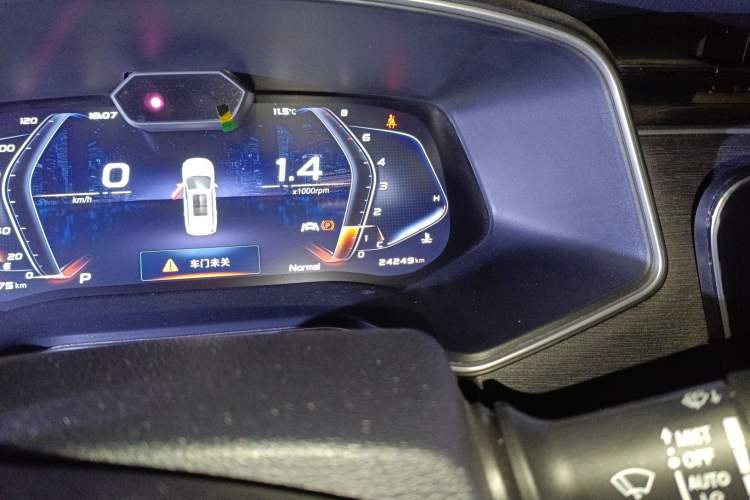 Used Oshan X7 2020 1.5T Automatic Parking with Facial Recognition – Spacey & Carefree Edition
