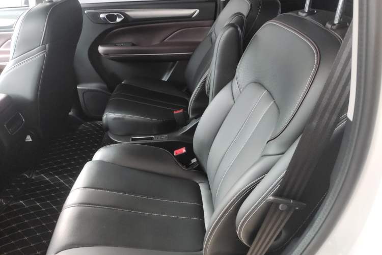 Used GAC Trumpchi M6 2023 PRO 270T DCT Luxury Edition
