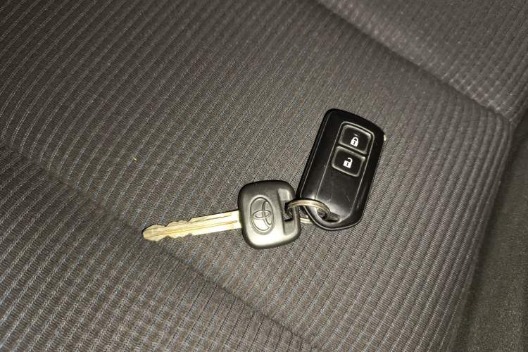 Used Toyota YARiS L 2014 1.3E Automatic Charm Edition