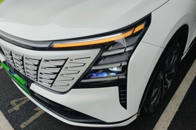 Used Changan CS75 PLUS 2025 4th Generation UItra 2.0T New Blue Whale – Smart & Powerful Version
