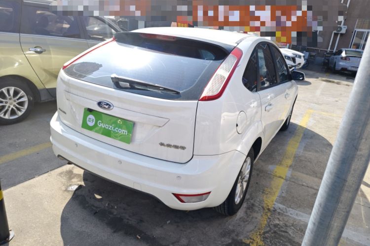 Used Ford Focus 2013 Hatchback Classic 1.8L Automatic Base Model
