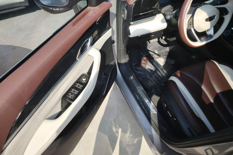 Used Geely Auto Monjaro L 2021 2.0TD DCT EVO Two-Wheel Drive Prestige Version