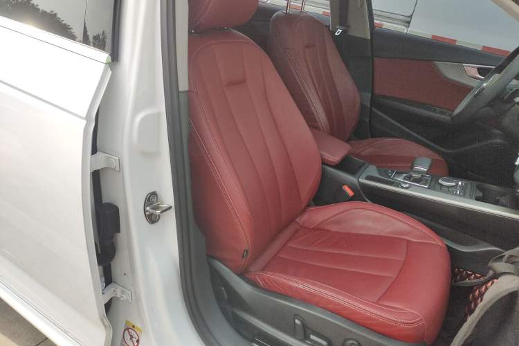 Used Audi A4L 2018 30th Anniversary Edition 40 TFSI Trendy Model
